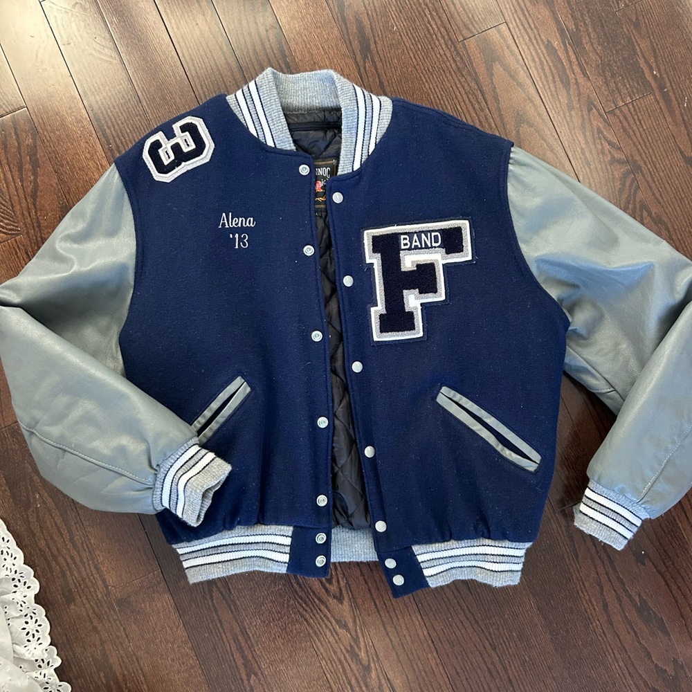 Rennoc Classic Navy and Gray Jacket